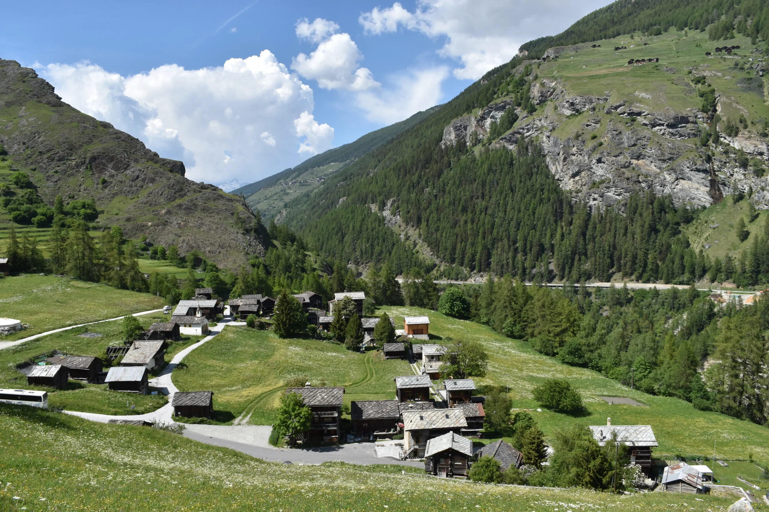 paysage bâti village et hameau
